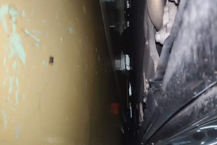 Used Hima Luxeed R7 2025 Range-Extended Version 360 km Max Chassis Rear Left