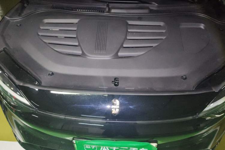 Used Hima Luxeed R7 2025 Range-Extended Version 360 km Max Engine Bay