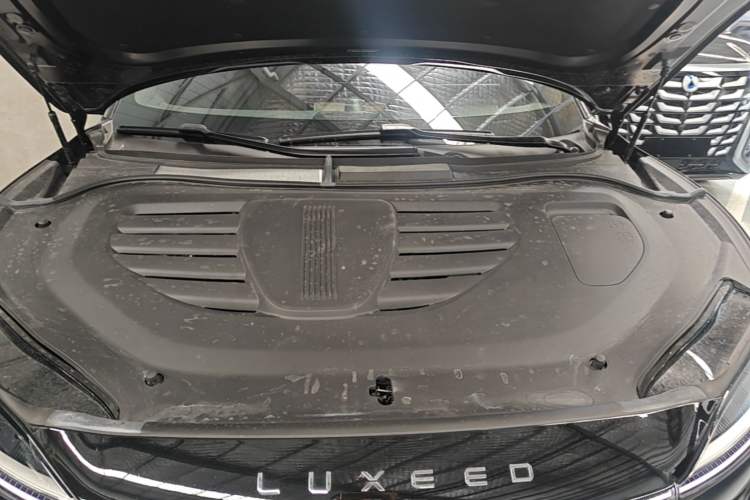 Used Hima Luxeed R7 2025 Extended-Range 331km Ultra Engine Bay