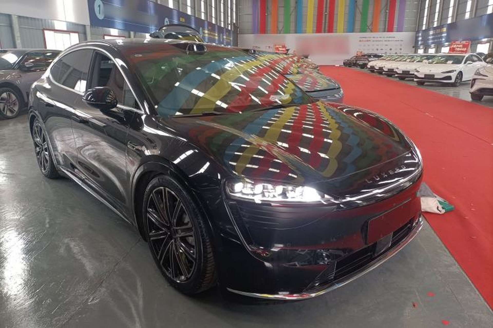 Used Hima Luxeed R7 2025 Range-Extended Version 360 km Max Exterior 1
