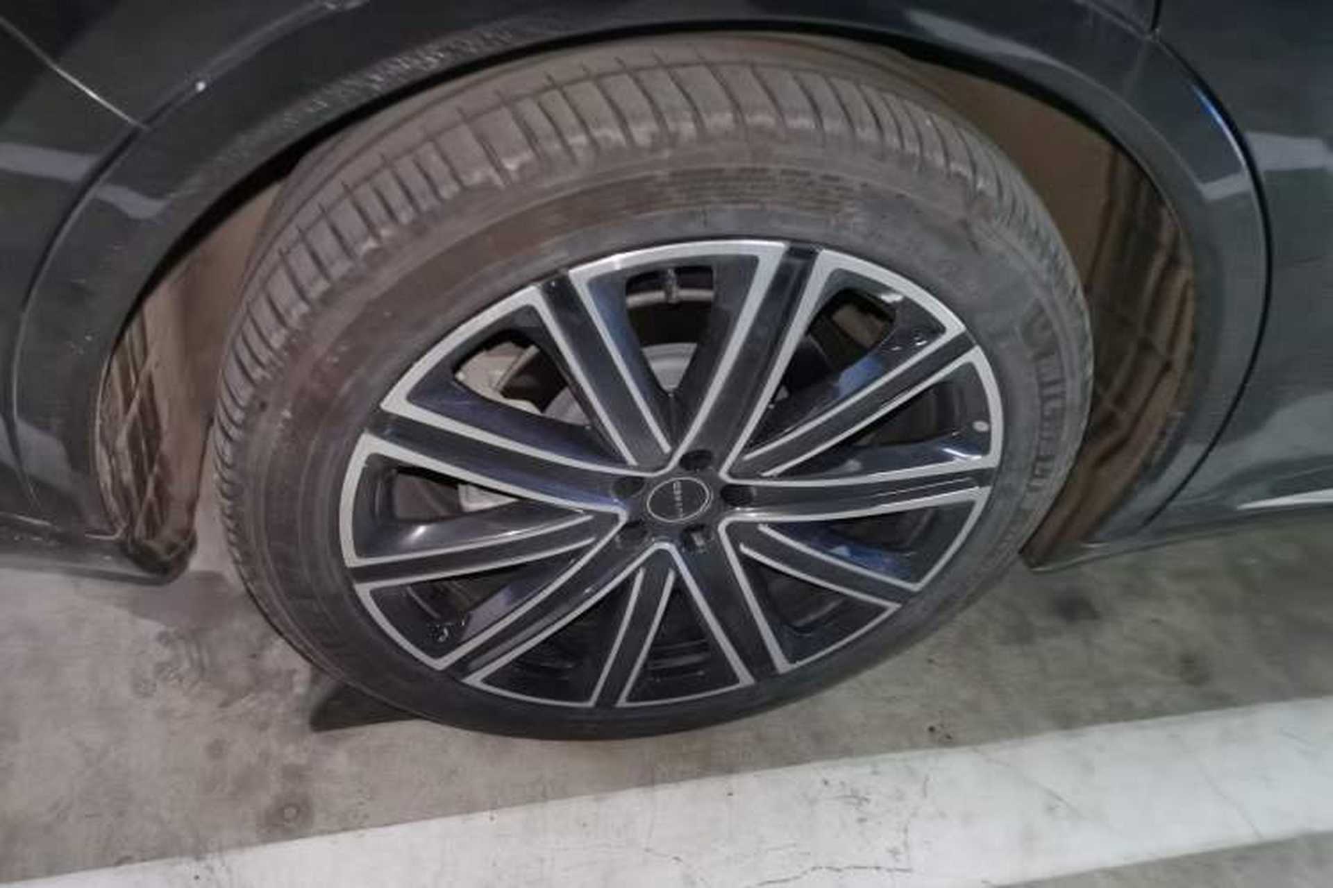Used Hima Luxeed R7 2025 Range-Extended Version 251 km Max Exterior 5