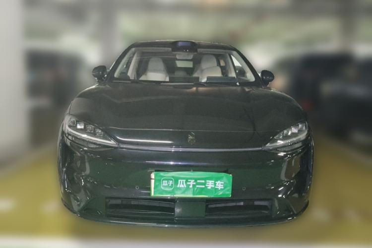 Used Hima Luxeed R7 2025 Range-Extended Version 360 km Max Front