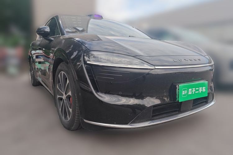 Used Hima Luxeed R7 2025 Extended-Range 331km Ultra Front Right 45 Deg