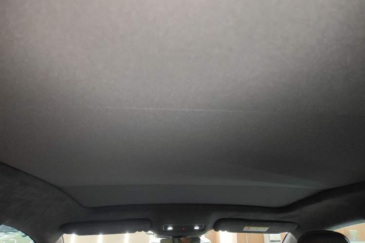 Used Hima Luxeed R7 2025 Range-Extended Version 251 km Max Headliner