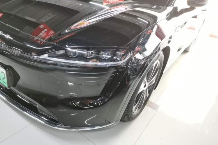 Used Hima Luxeed R7 2025 Extended-Range 331km Ultra Left Front Headlight