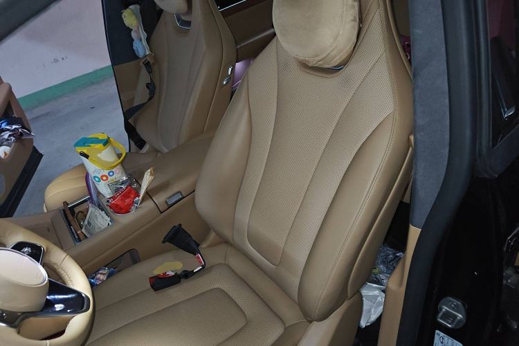 Used Hima Luxeed R7 2025 Extended-Range 251km Pro Left Front Seat