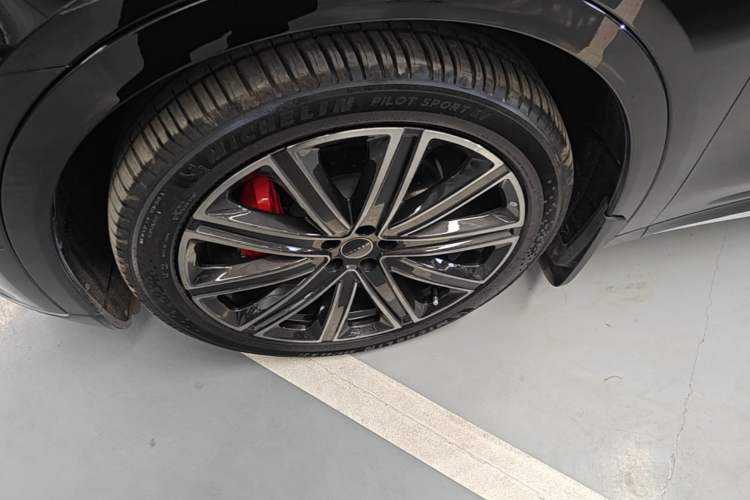 Used Hima Luxeed R7 2025 Extended-Range 331km Ultra Left Front Wheel Hub