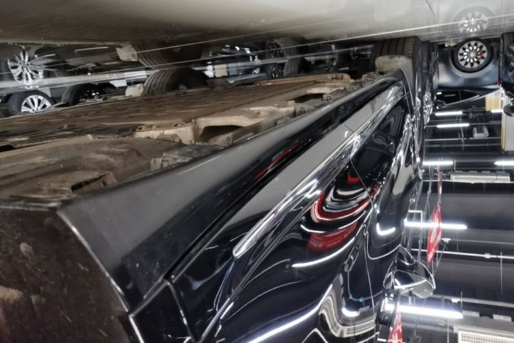 Used Hima Luxeed R7 2025 Extended-Range 331km Ultra Left Side Sill