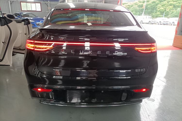 Used Hima Luxeed R7 2025 Range-Extended Version 251 km Max Rear