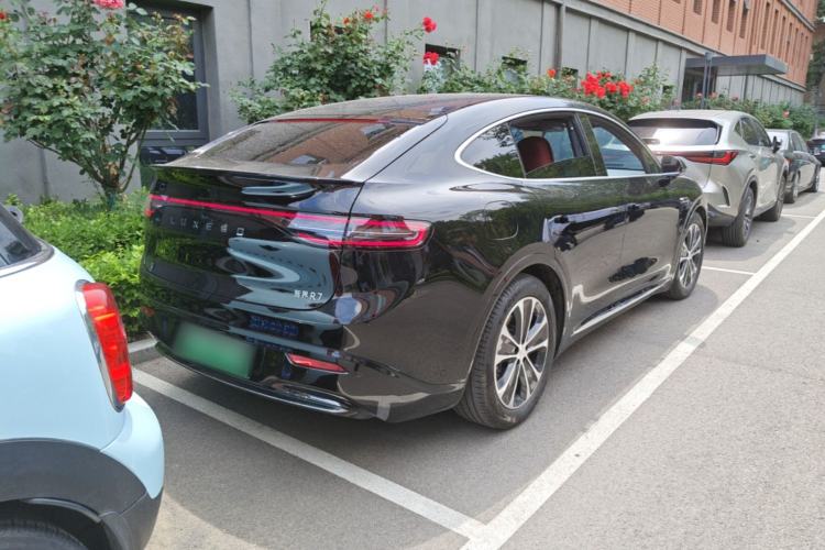 Used Hima Luxeed R7 2025 Range-Extended Version 251 km Max Rear Right 45 Deg