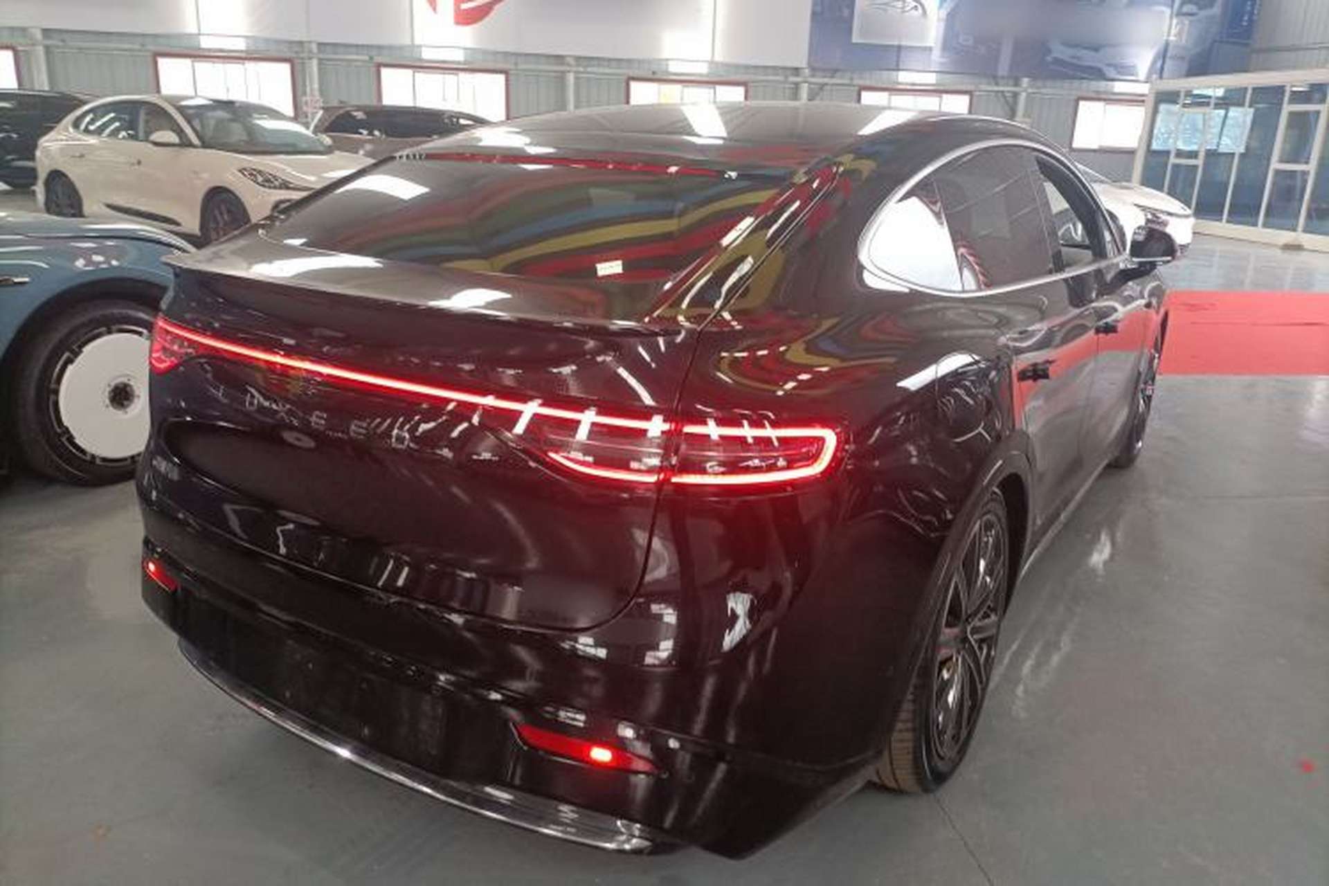 Used Hima Luxeed R7 2025 Range-Extended Version 360 km Max Rear Right 45 Deg