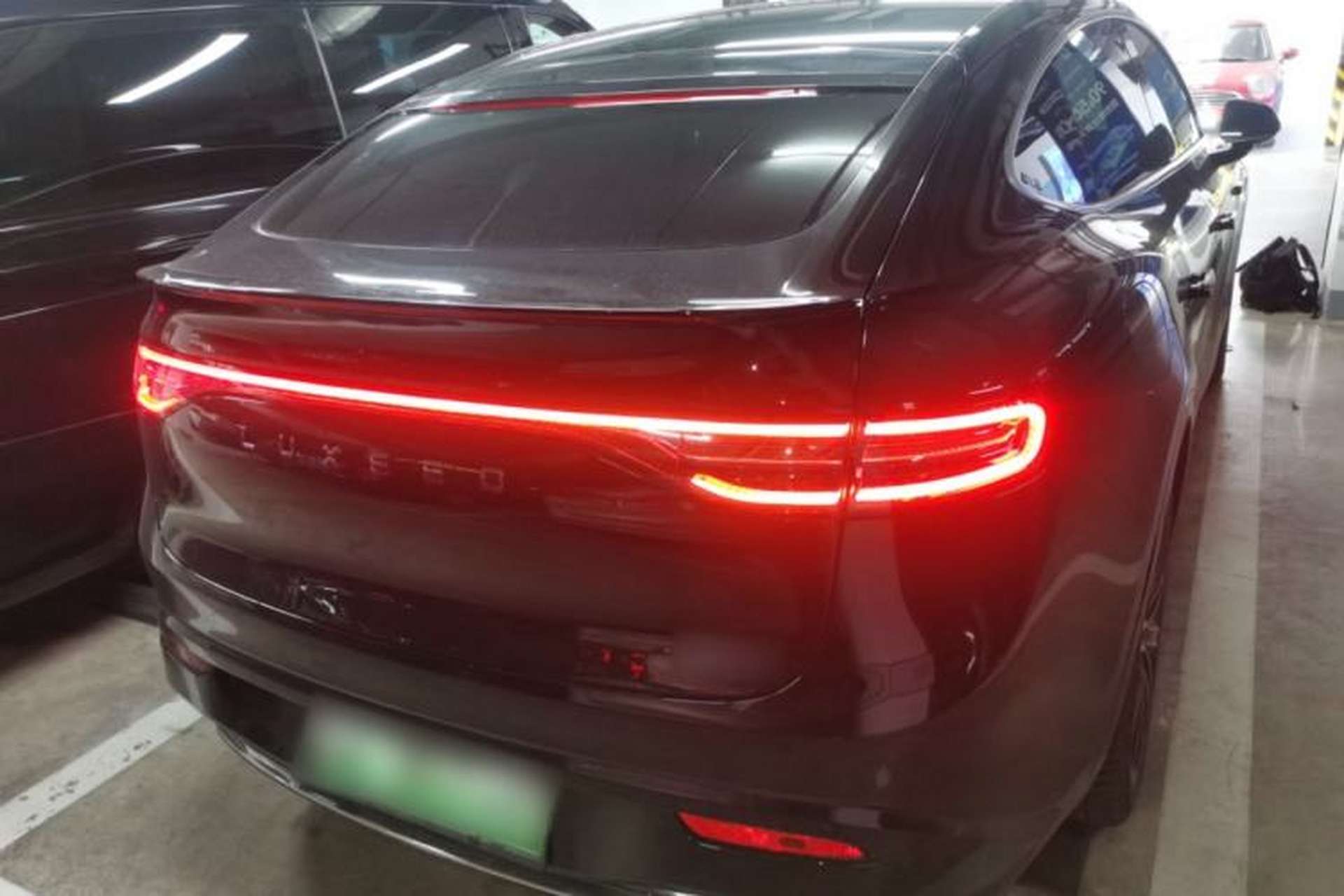 Used Hima Luxeed R7 2025 Range-Extended Version 251 km Max Rear Right 45 Deg