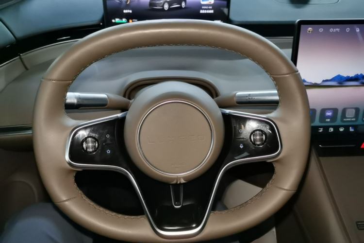 Used Hima Luxeed R7 2025 Extended-Range 331km Ultra Steering Wheel