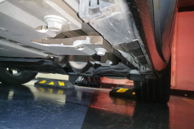 Used Hima Luxeed R7 2025 Range-Extended Version 251 km Max Chassis Front Left