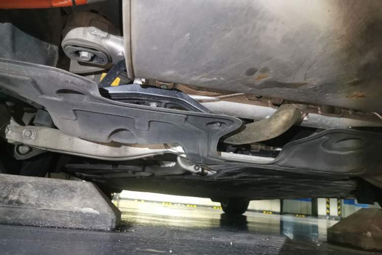 Used Hima Luxeed R7 2025 Range-Extended Version 251 km Max Chassis Rear
