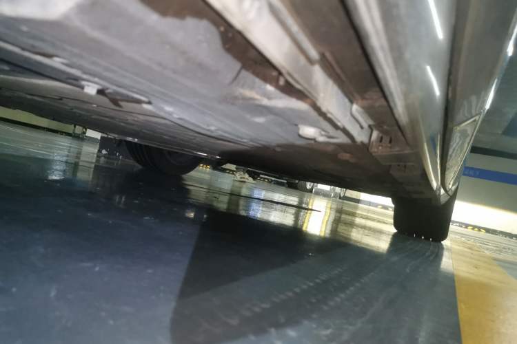Used Hima Luxeed R7 2025 Range-Extended Version 251 km Max Chassis Rear Right