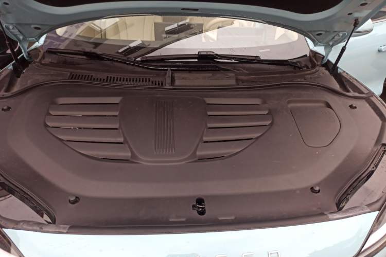 Used Hima Luxeed R7 2025 Range-Extended Version 251 km Max Engine Bay