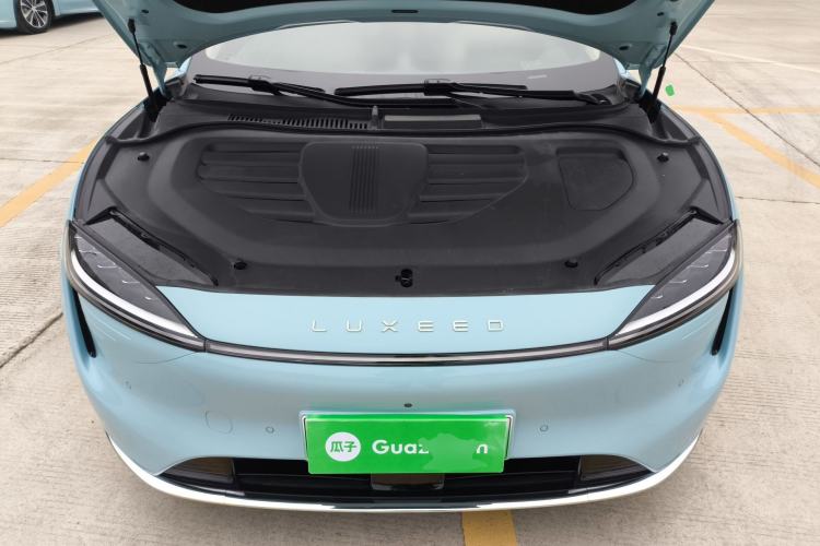 Used Hima Luxeed R7 2025 Range-Extended Version 251 km Max Engine Bay