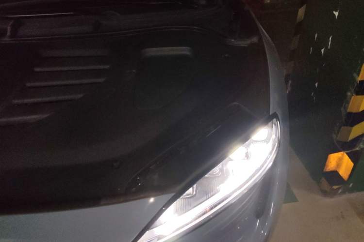Used Hima Luxeed R7 2025 Range-Extended Version 360 km Max Engine Bay Left
