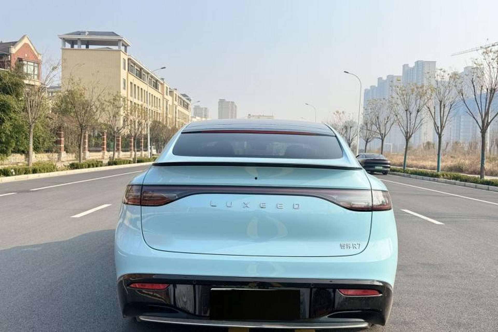 Used Hima Luxeed R7 2025 Range-Extended Version 251 km Max Exterior 4