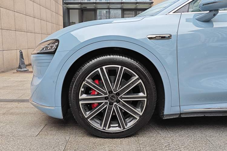 Used Hima Luxeed R7 2025 Extended-Range 331km Ultra Exterior 7