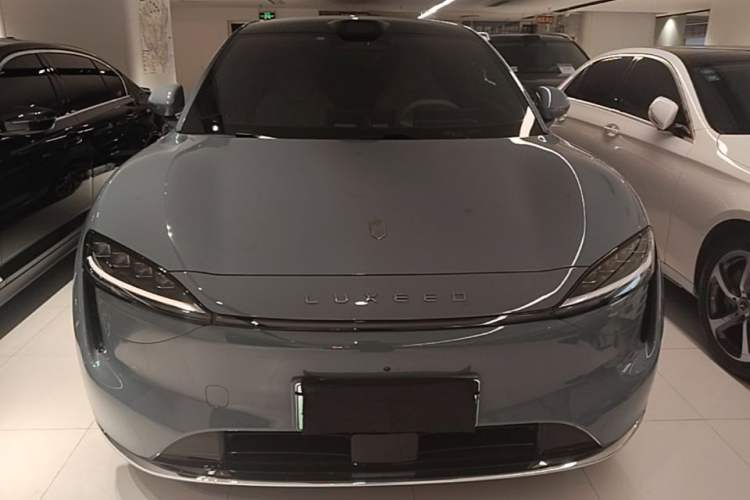 Used Hima Luxeed R7 2025 Range-Extended Version 251 km Max Front