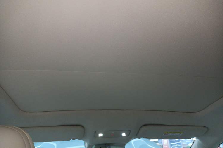 Used Hima Luxeed R7 2025 Range-Extended Version 251 km Max Headliner