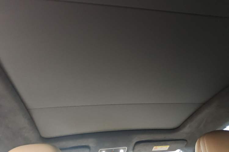 Used Hima Luxeed R7 2025 Extended-Range 331km Ultra Headliner