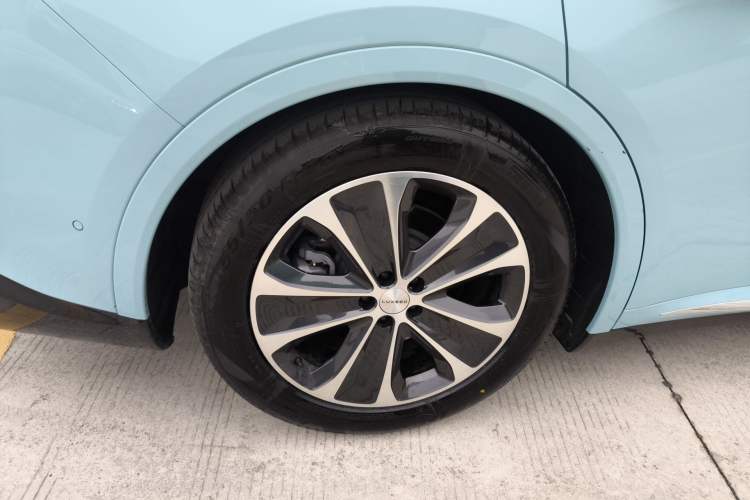 Used Hima Luxeed R7 2025 Range-Extended Version 251 km Max Right Rear Wheel Hub