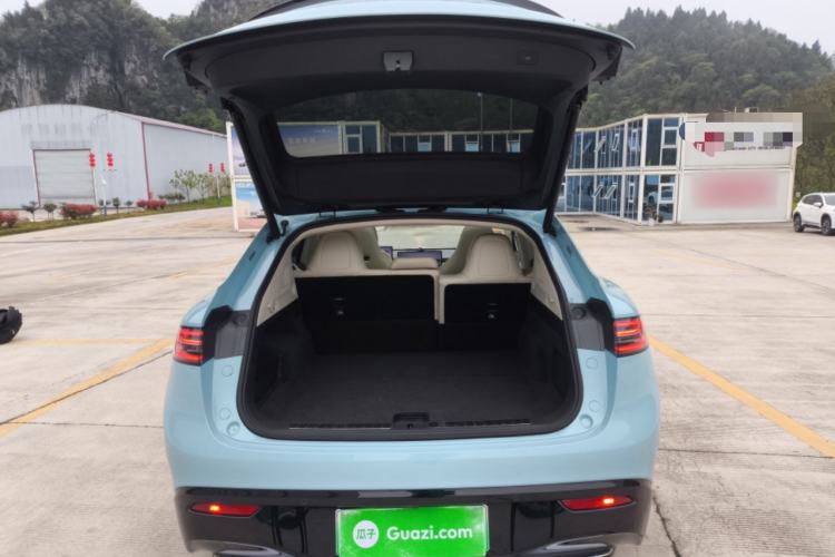 Used Hima Luxeed R7 2025 Range-Extended Version 251 km Max Trunk