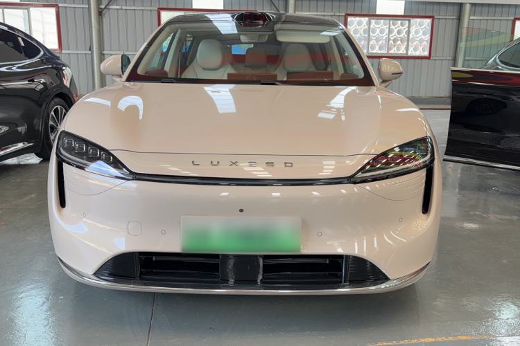 Used Hima Luxeed R7 2025 Range-Extended Version 251 km Max Exterior 1