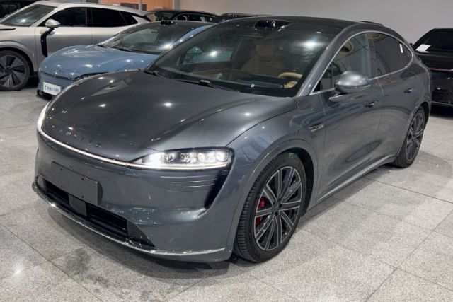 Used Hima Luxeed R7 2025 Extended-Range 331km Ultra