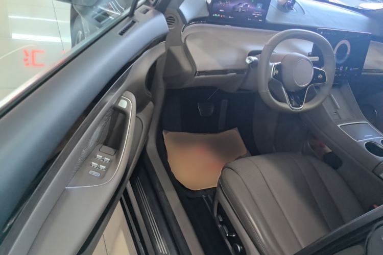 Used Hima Luxeed R7 2025 Range-Extended Version 251 km Max Driver Seat