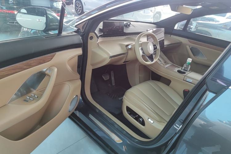 Used Hima Luxeed R7 2025 Extended-Range 331km Ultra Driver Seat