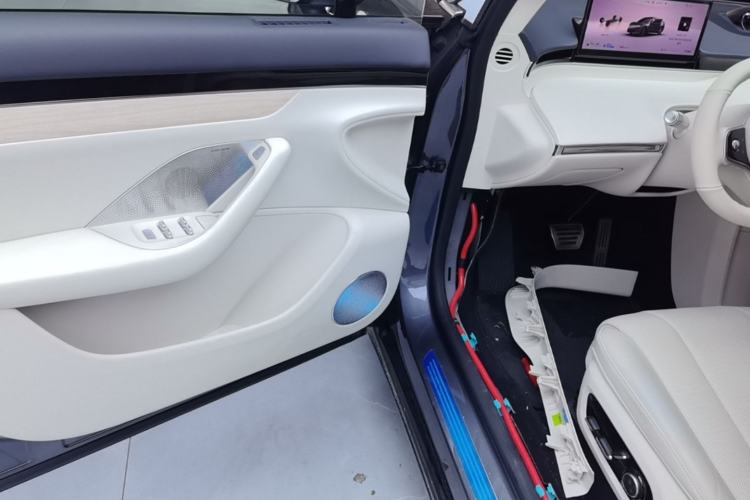 Used Hima Luxeed R7 2025 Range-Extended Version 251 km Max Driver Seat