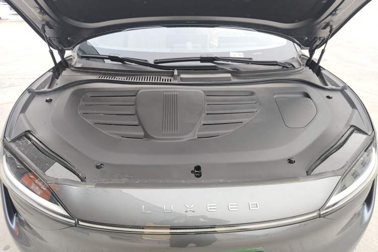 Used Hima Luxeed R7 2025 Extended-Range 331km Ultra Engine Bay