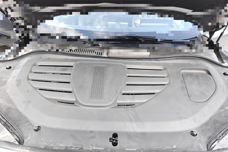 Used Hima Luxeed R7 2025 Range-Extended Version 251 km Max Engine Bay
