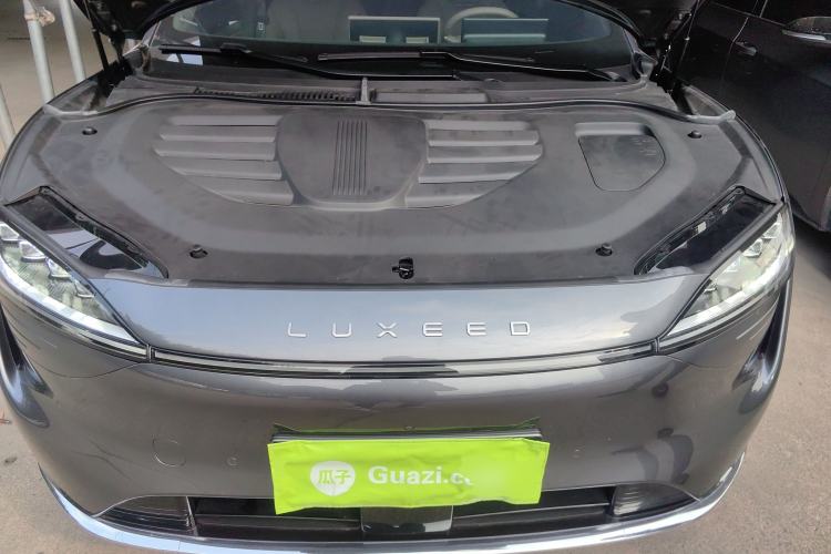 Used Hima Luxeed R7 2025 Range-Extended Version 251 km Max Engine Bay