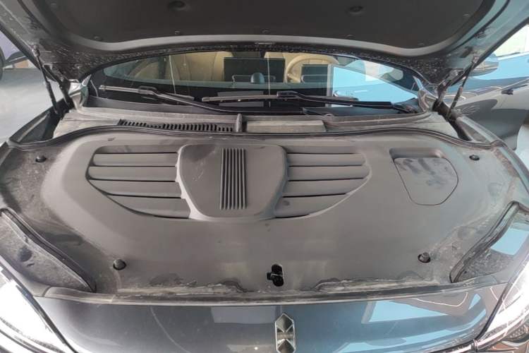 Used Hima Luxeed R7 2025 Extended-Range 331km Ultra Engine Bay