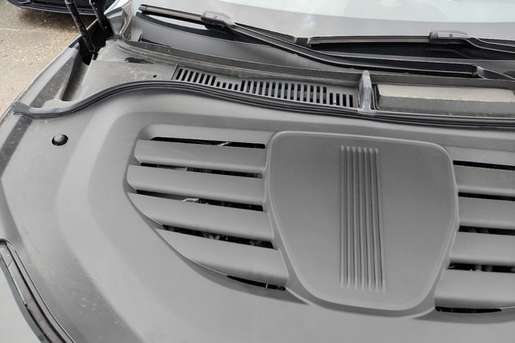 Used Hima Luxeed R7 2025 Extended-Range 331km Ultra Engine Bay Right