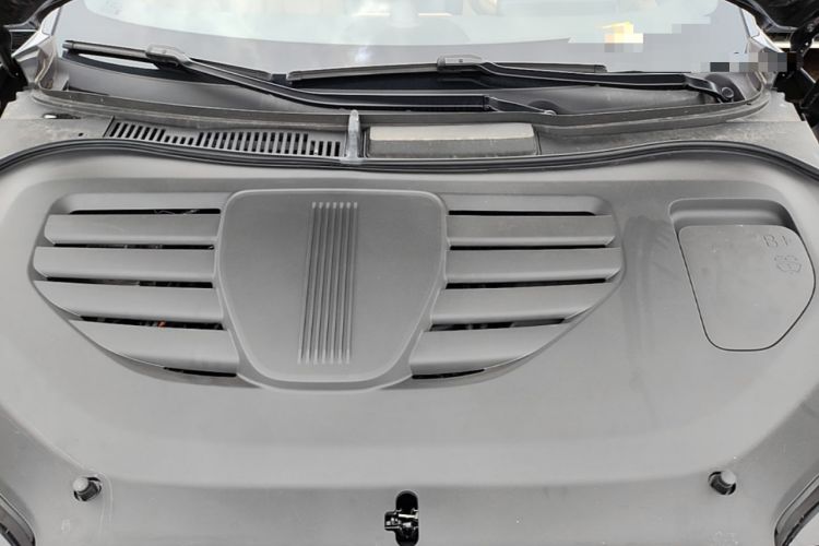 Used Hima Luxeed R7 2025 Extended-Range 331km Ultra Engine Bay