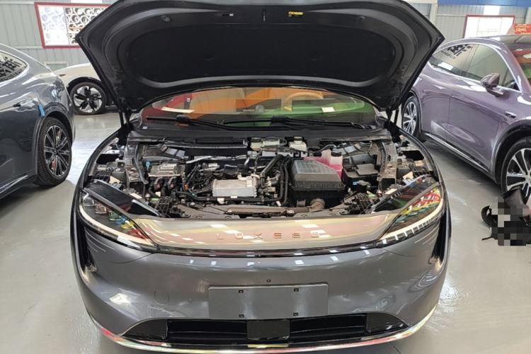 Used Hima Luxeed R7 2025 Extended-Range 331km Ultra Engine Bay