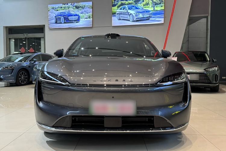Used Hima Luxeed R7 2025 Range-Extended Version 251 km Max Exterior 12