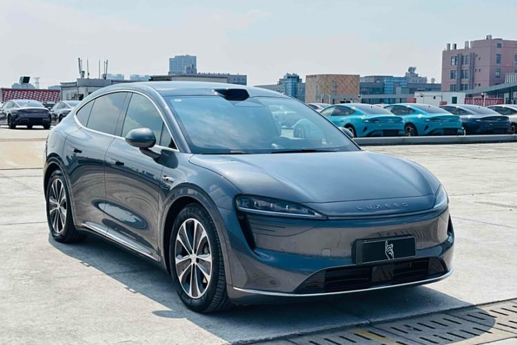 Used Hima Luxeed R7 2025 Range-Extended Version 251 km Max Exterior 2
