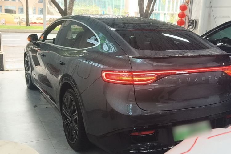 Used Hima Luxeed R7 2025 Extended-Range 331km Ultra Exterior 2