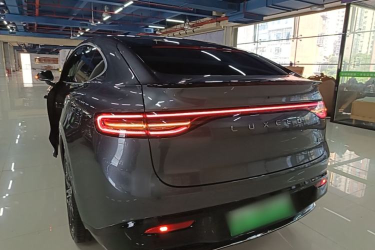 Used Hima Luxeed R7 2025 Extended-Range 331km Ultra Exterior 2