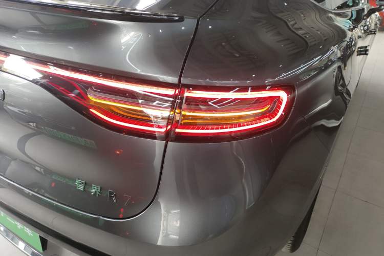 Used Hima Luxeed R7 2025 Range-Extended Version 251 km Max Exterior 3