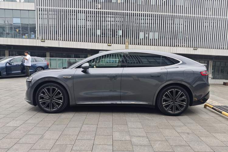Used Hima Luxeed R7 2025 Range-Extended Version 251 km Max Exterior 3