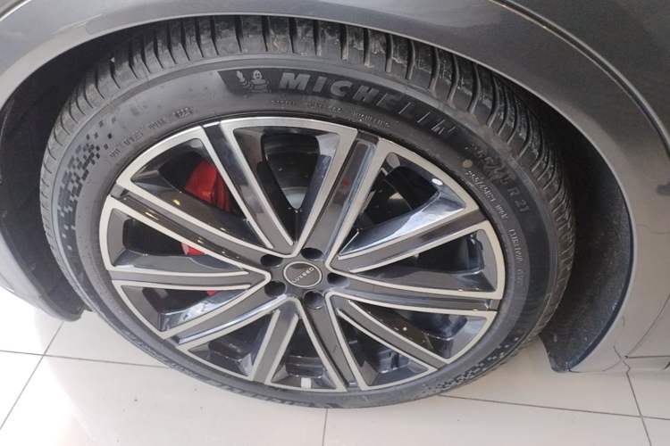 Used Hima Luxeed R7 2025 Extended-Range 331km Ultra Exterior 4