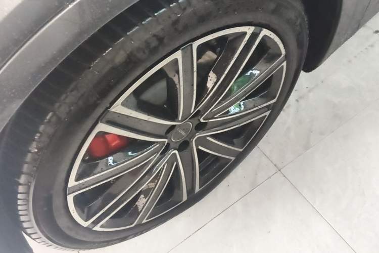 Used Hima Luxeed R7 2025 Extended-Range 331km Ultra Exterior 4
